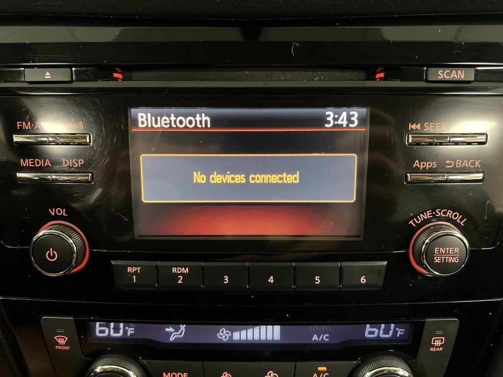 Vehicle image 41 of 74
