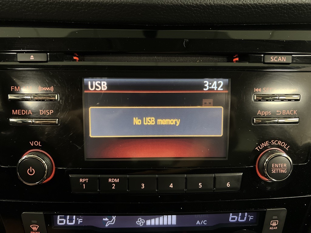 Vehicle image 42 of 74
