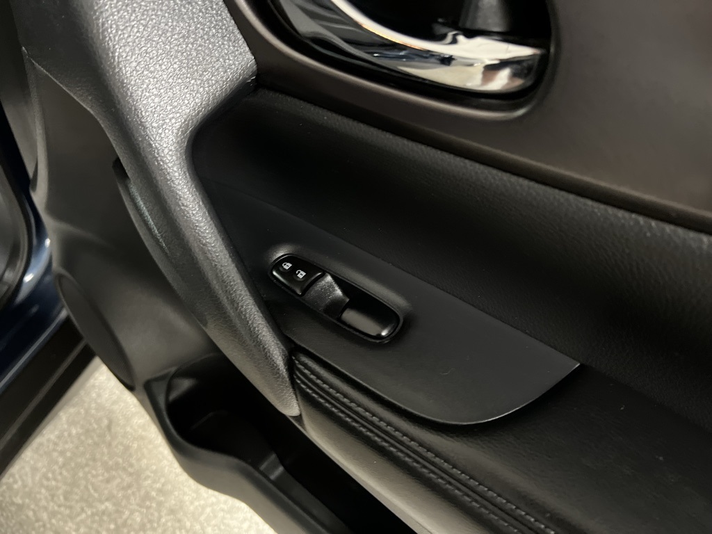 Vehicle image 74 of 74