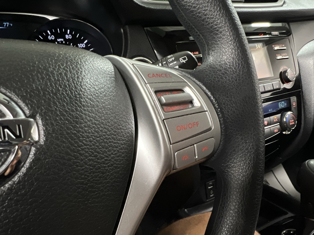 Vehicle image 65 of 74