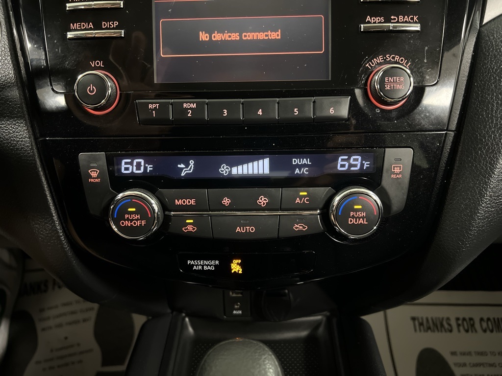 Vehicle image 47 of 74