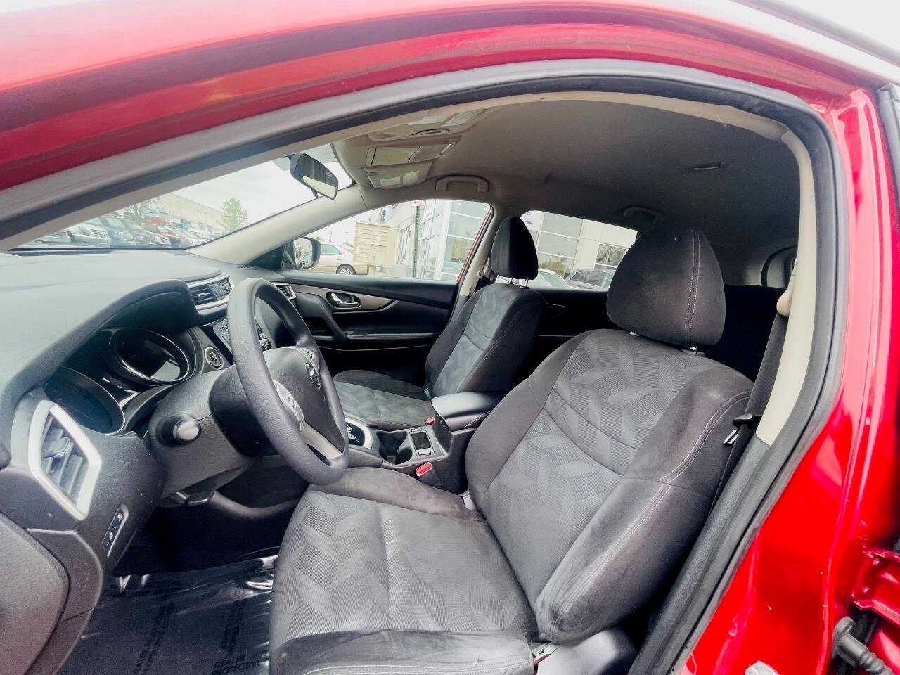 Vehicle image 15 of 43