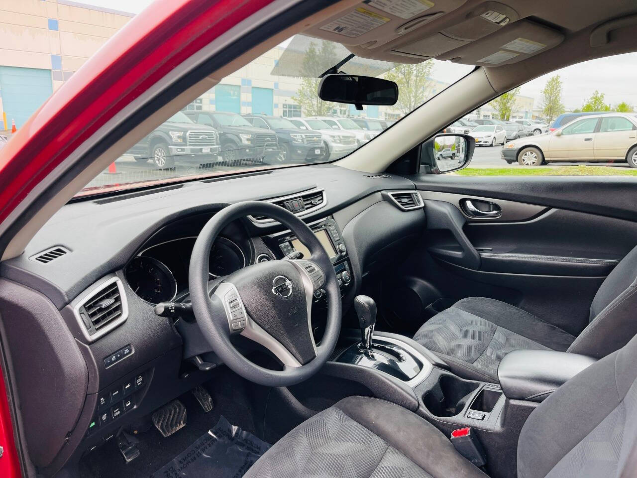 Vehicle image 13 of 43