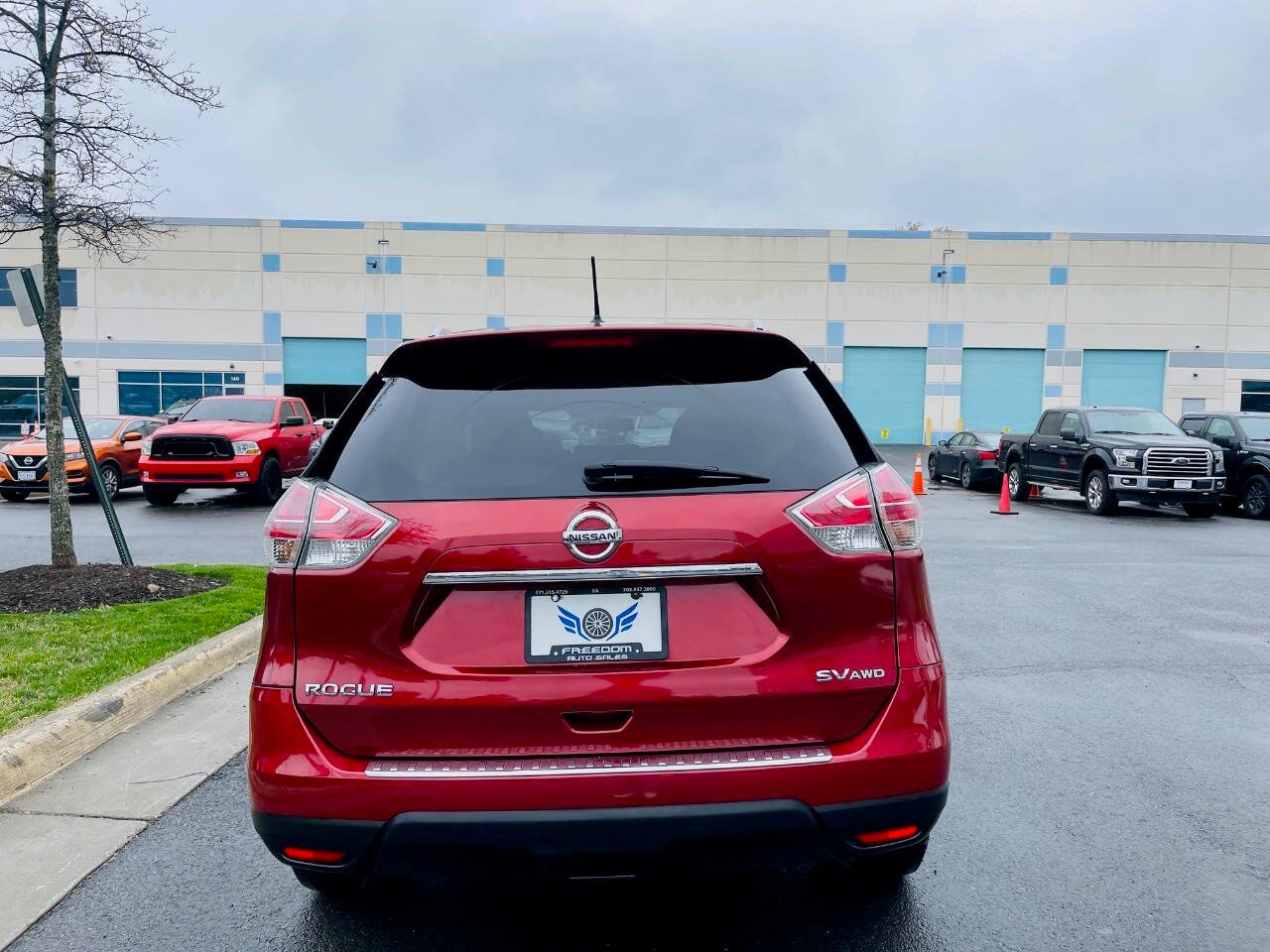 Vehicle image 7 of 43