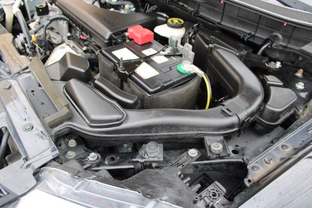 Vehicle image 24 of 28