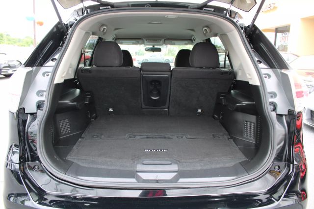 Vehicle image 20 of 28