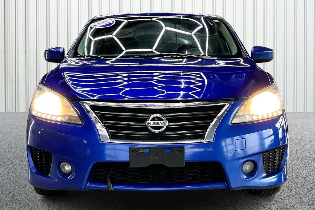 2015 Nissan Sentra S Image 3 of 35