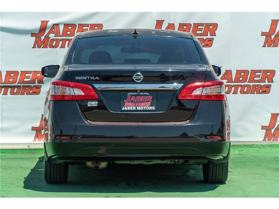 Vehicle image 7 of 40