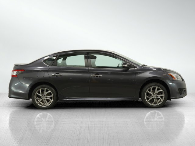 Vehicle image 4 of 26