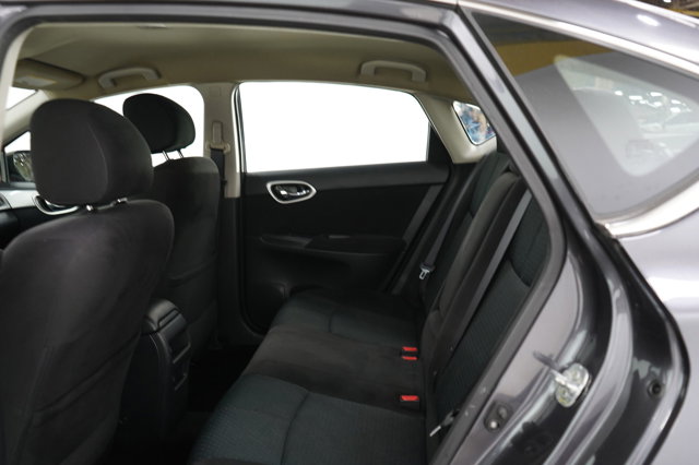 Vehicle image 15 of 26