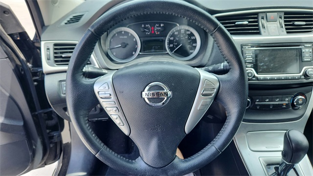 Vehicle image 12 of 32