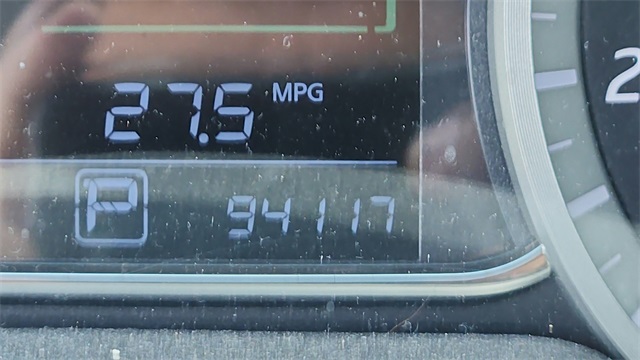 Vehicle image 11 of 32