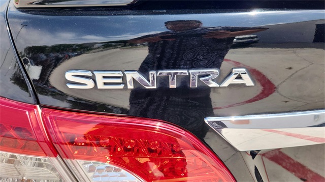 Vehicle image 24 of 32
