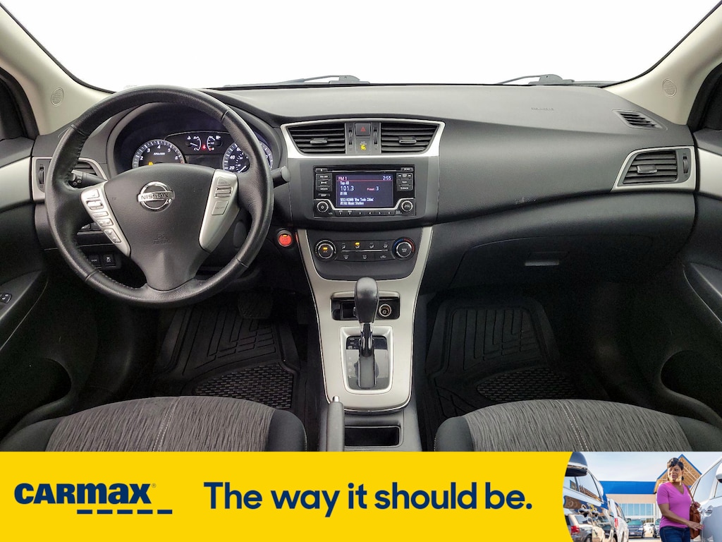 Vehicle image 11 of 32