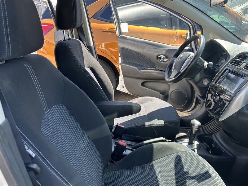 Vehicle image 70 of 110