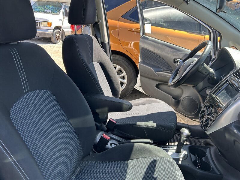 Vehicle image 73 of 110