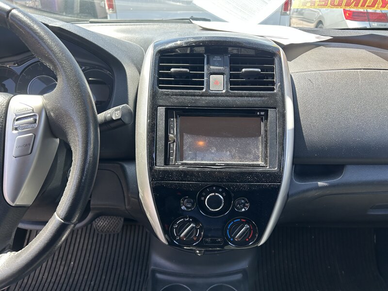 Vehicle image 54 of 110