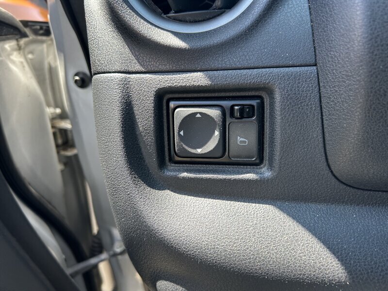 Vehicle image 65 of 110