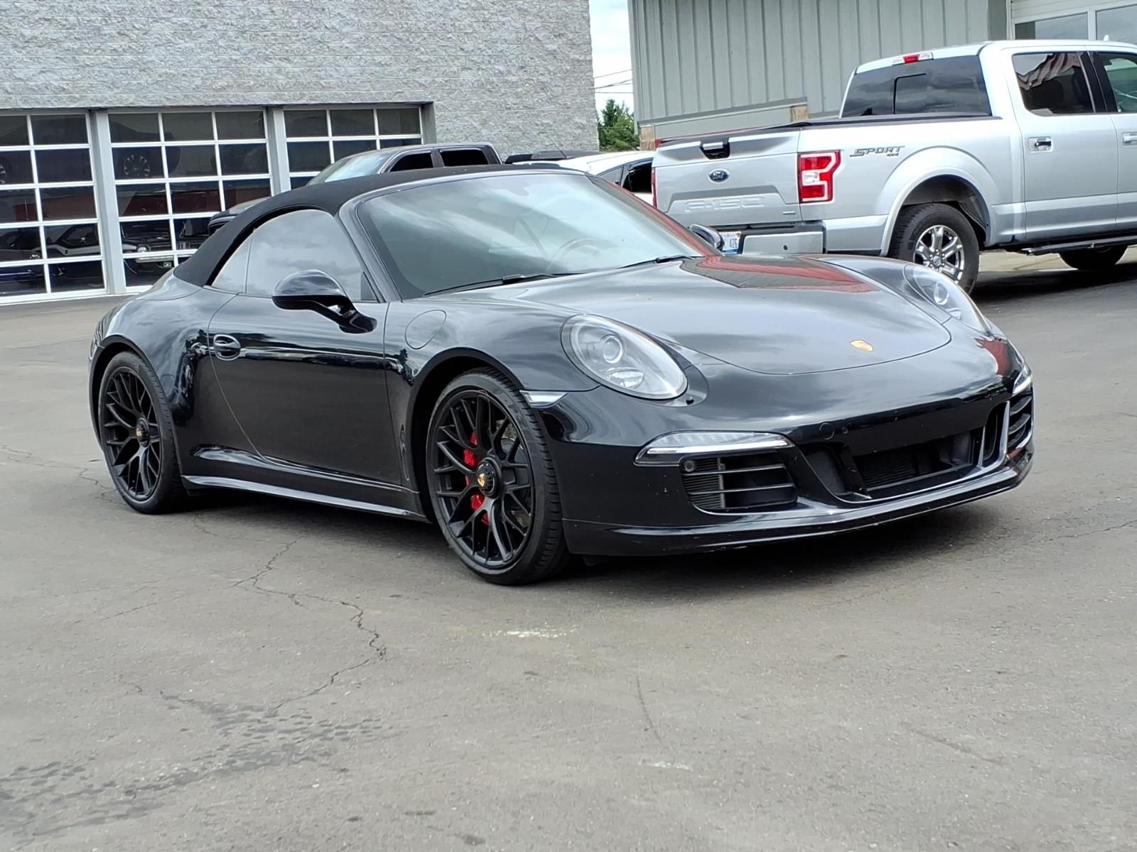 2015 Porsche 911 Carrera 4 GTS Image 3 of 19