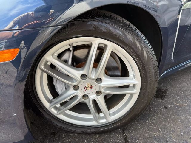 Vehicle image 16 of 52