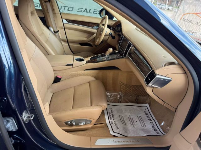 Vehicle image 45 of 52