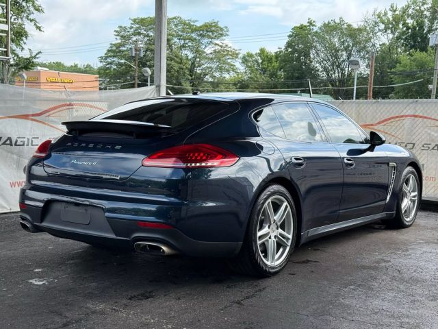 Vehicle image 8 of 52