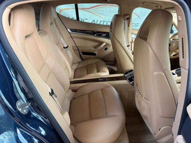 Vehicle image 29 of 52