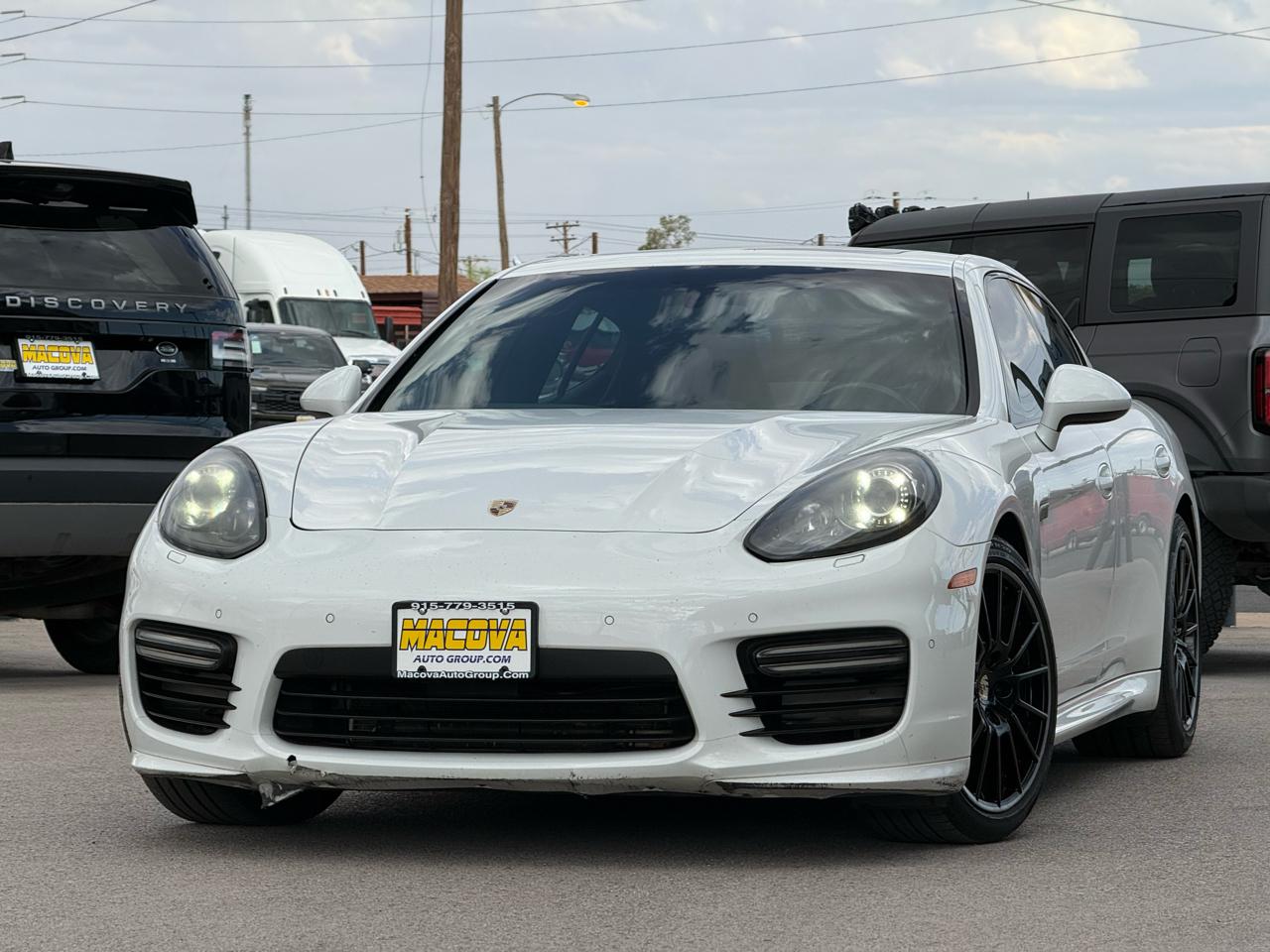 2015 Porsche Panamera GTS Image 1 of 20