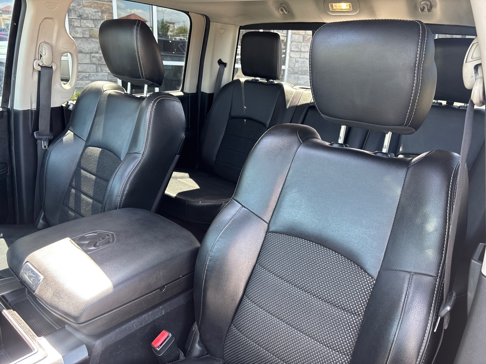 Vehicle image 24 of 37