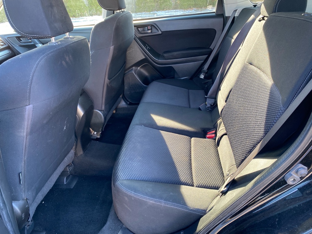 2015 Subaru Forester 2.5i Premium Image 10 of 26