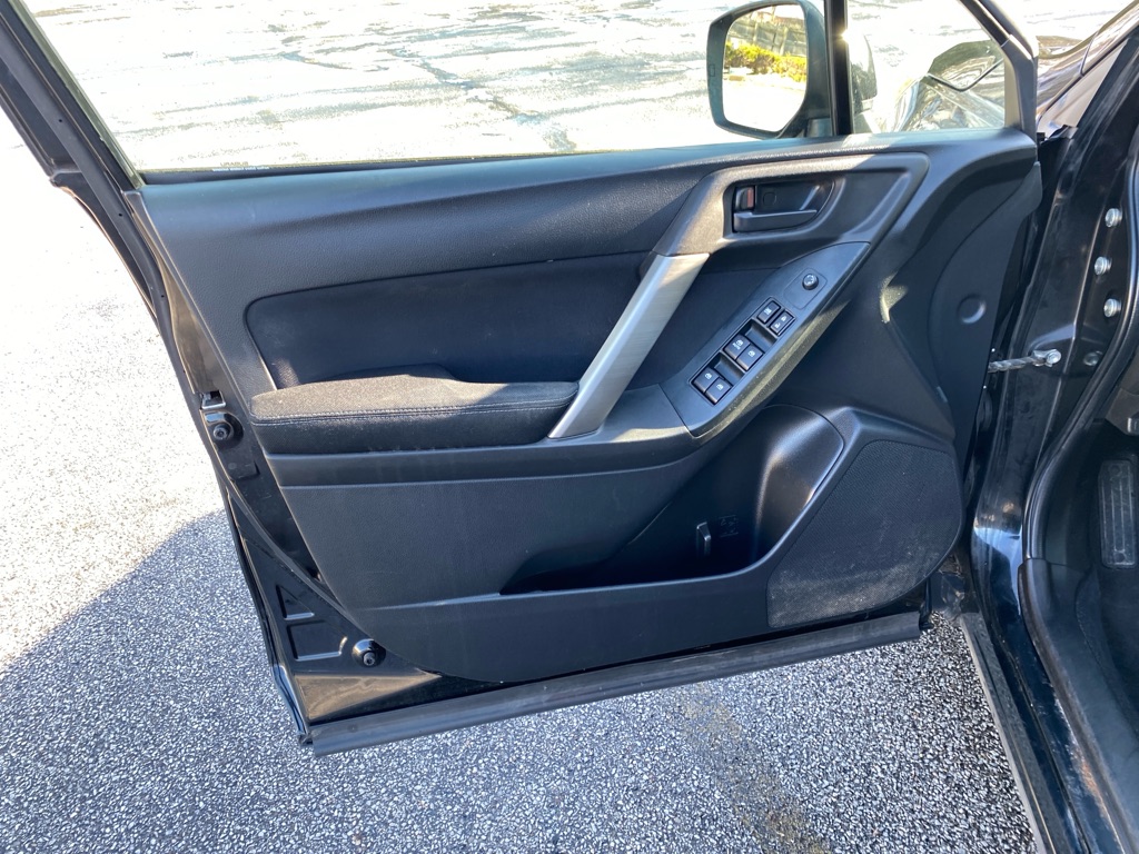 2015 Subaru Forester 2.5i Premium Image 14 of 26