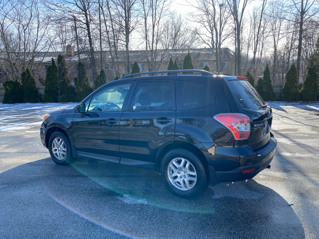 2015 Subaru Forester 2.5i Premium Image 8 of 26