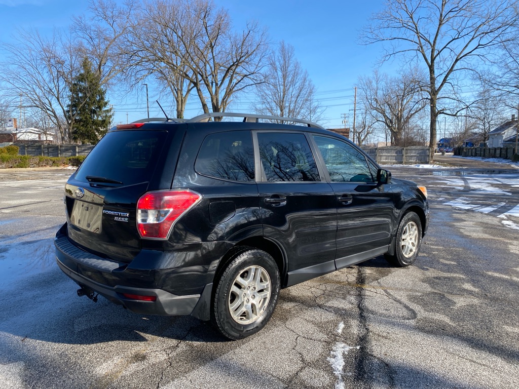 2015 Subaru Forester 2.5i Premium Image 6 of 26