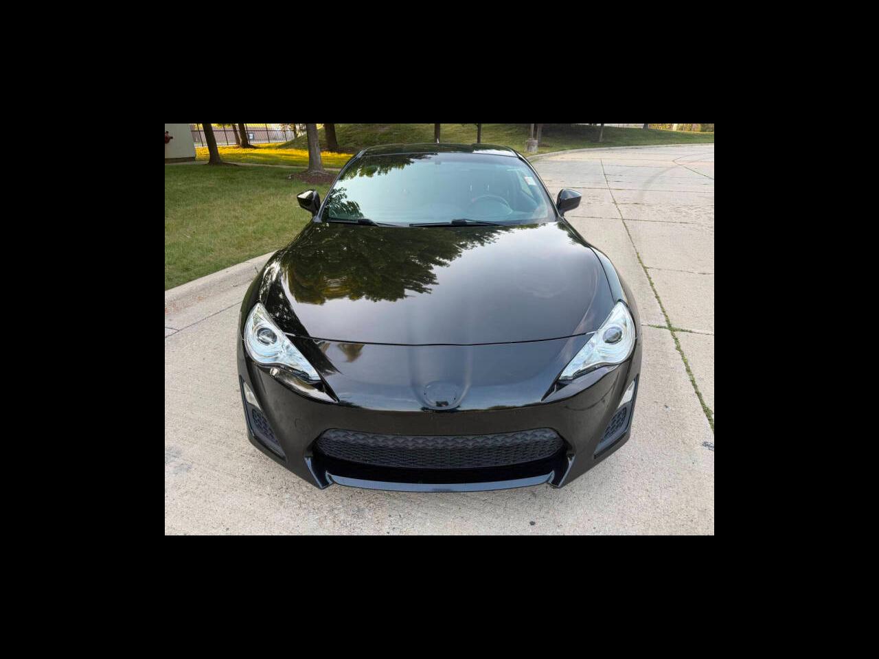 2015 Scion FR-S Base Image 2 of 12