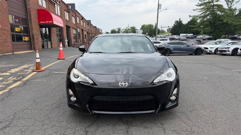 2015 Scion FR-S Base Image 2 of 30