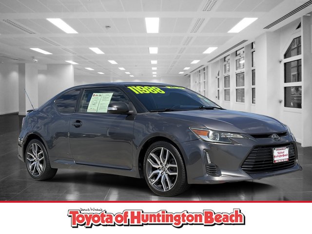 2015 Scion tC Base Image 2 of 32