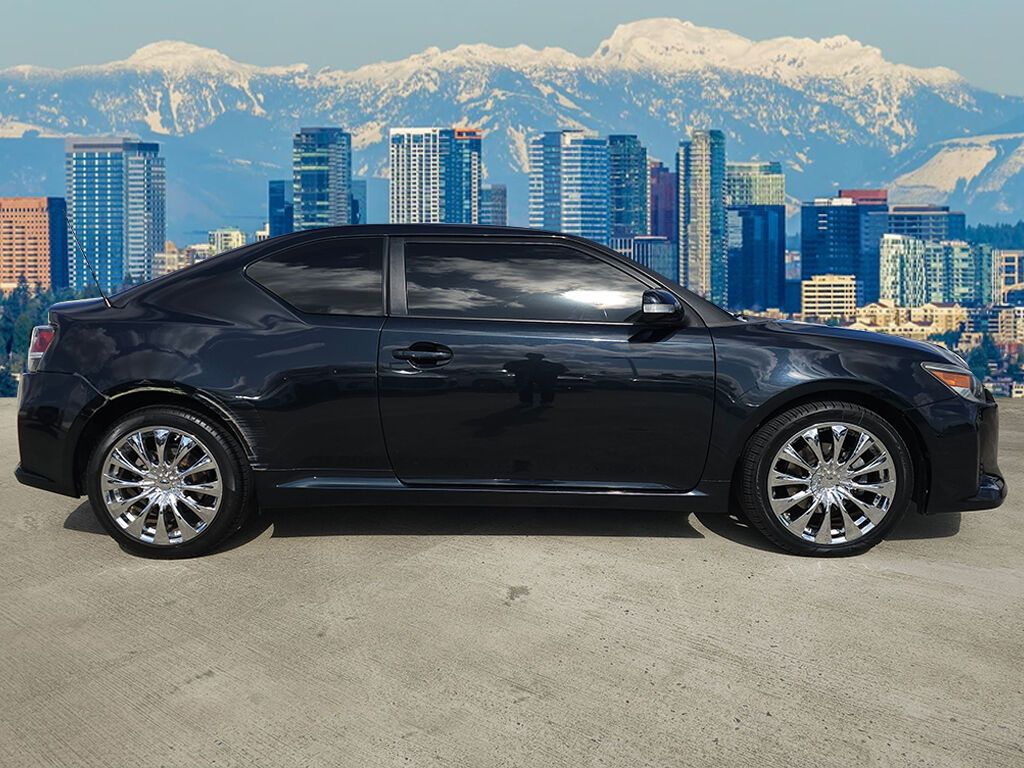 Vehicle image 6 of 27