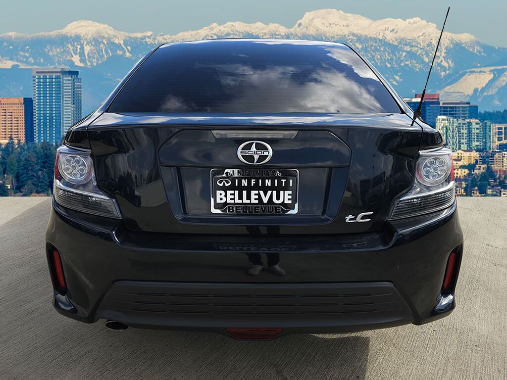 Vehicle image 8 of 27