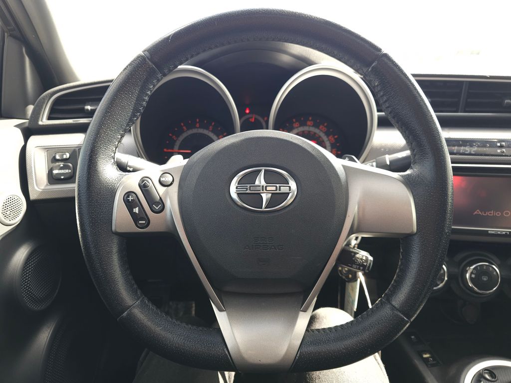 Vehicle image 20 of 27