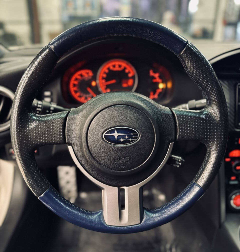 2015 Subaru BRZ Series.Blue Image 11 of 17