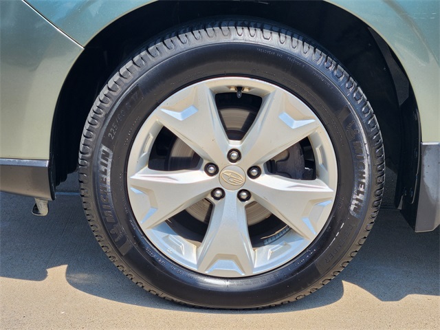 2015 Subaru Forester 2.5i Limited Image 6 of 22