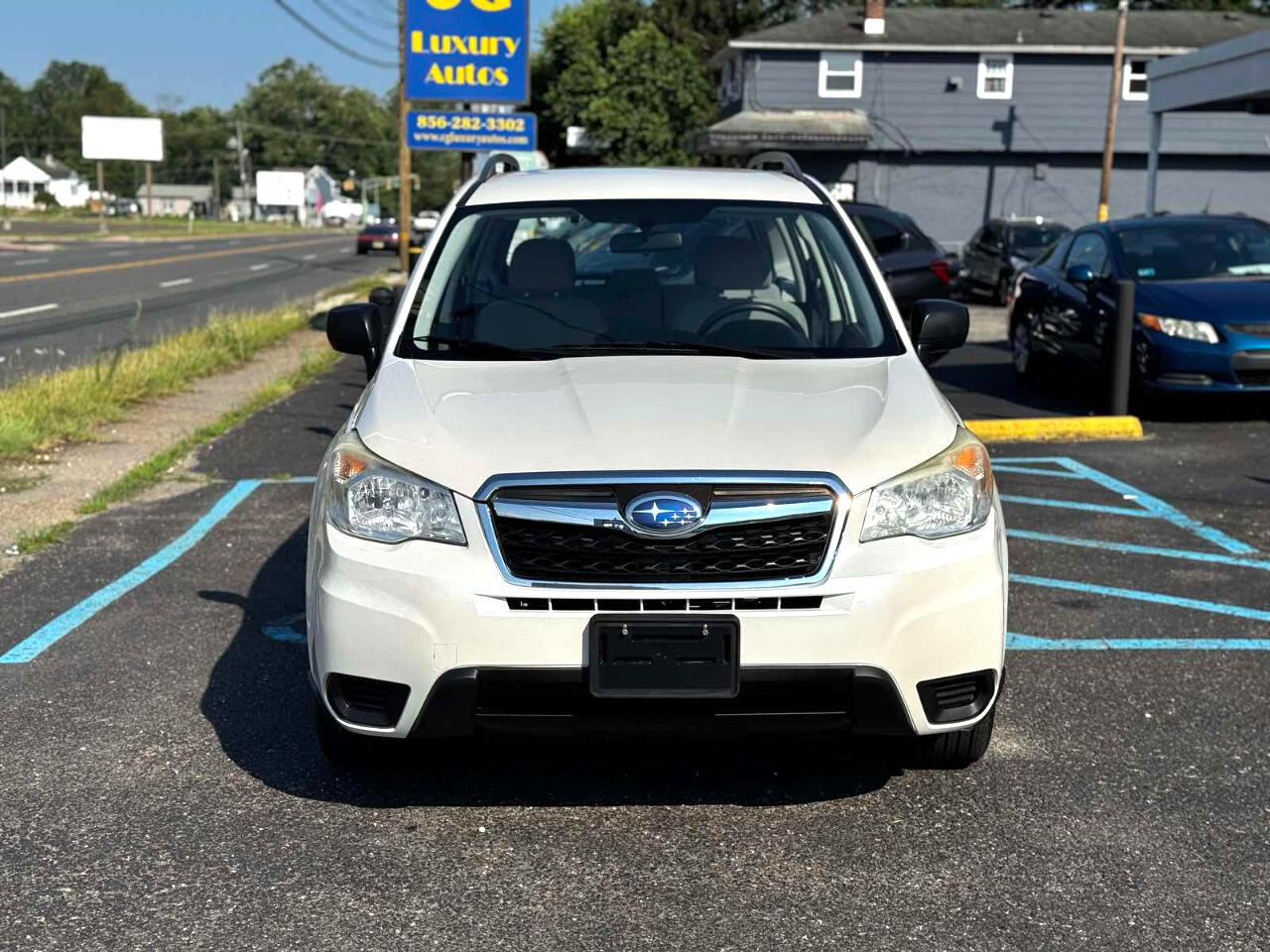2015 Subaru Forester 2.5i Image 5 of 27