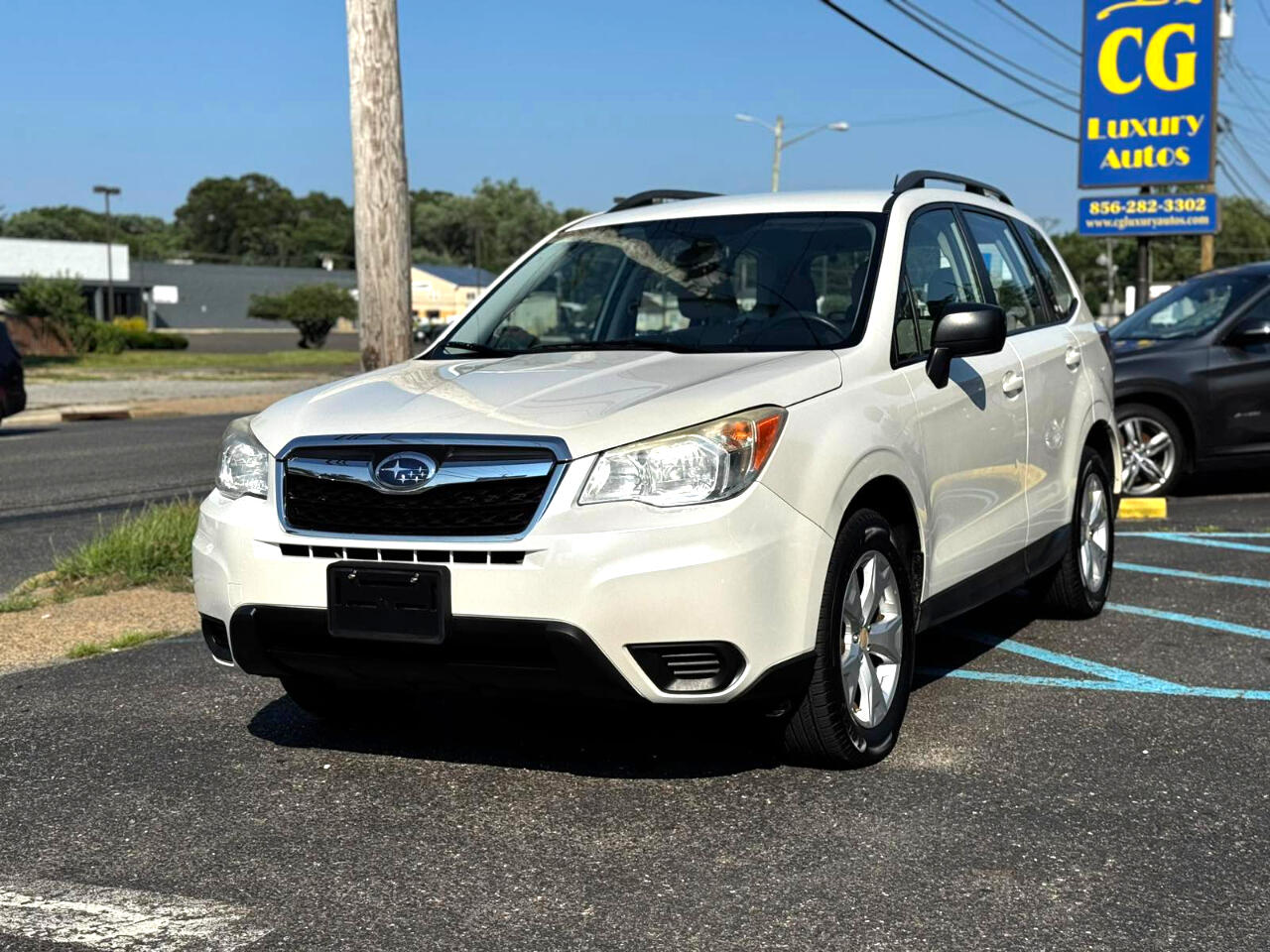 2015 Subaru Forester 2.5i Image 4 of 27