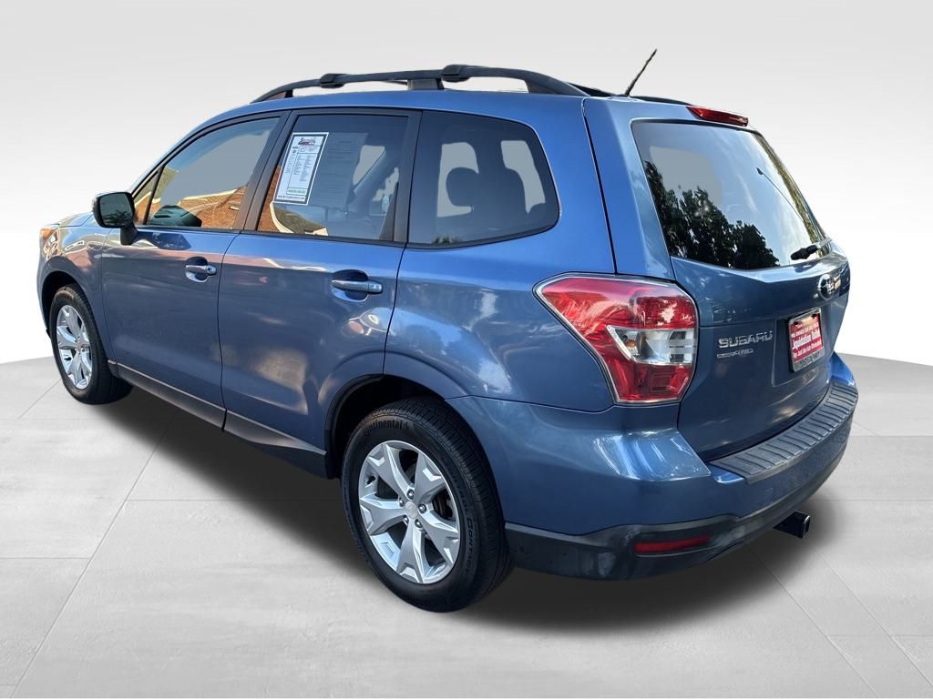 2015 Subaru Forester 2.5i Premium Image 7 of 29