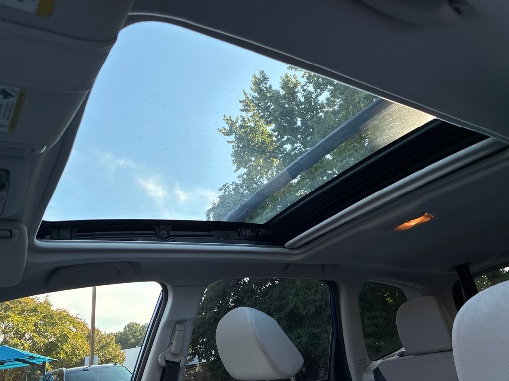 2015 Subaru Forester 2.5i Premium Image 17 of 29