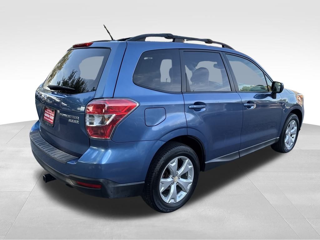 2015 Subaru Forester 2.5i Premium Image 5 of 29