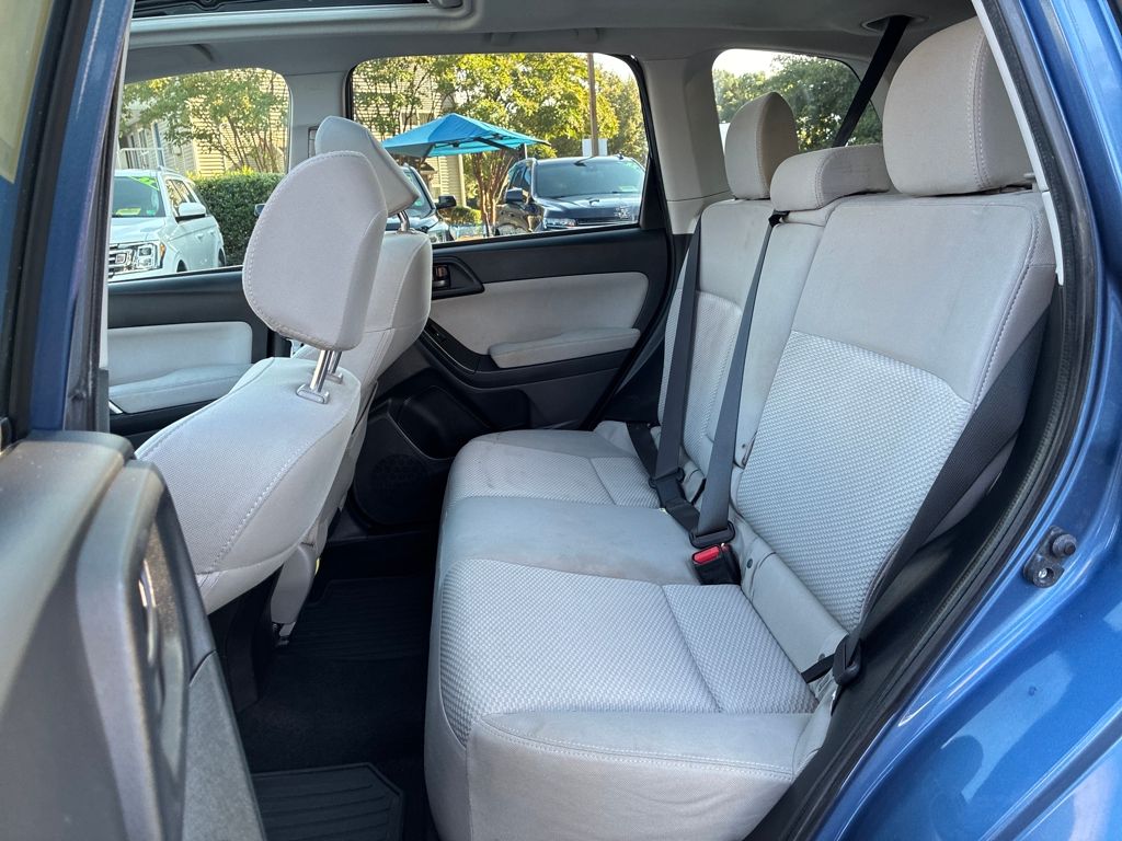 2015 Subaru Forester 2.5i Premium Image 13 of 29