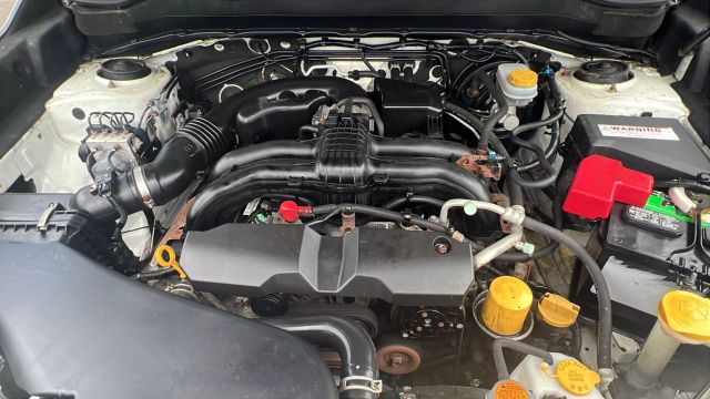 Vehicle image 9 of 34