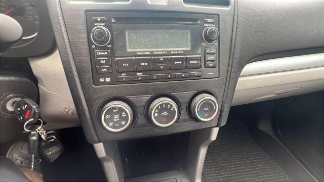 Vehicle image 23 of 34