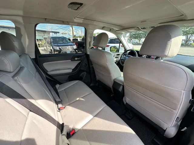 2015 Subaru Forester 2.5i Touring Image 19 of 55